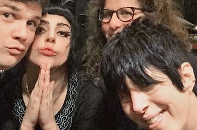 Lady Gaga estrena video de “Til it happens to you”