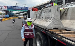 Blindan Terminal 1 del AICM por protestas de la CNTE. Foto: Juan Carlos Williams