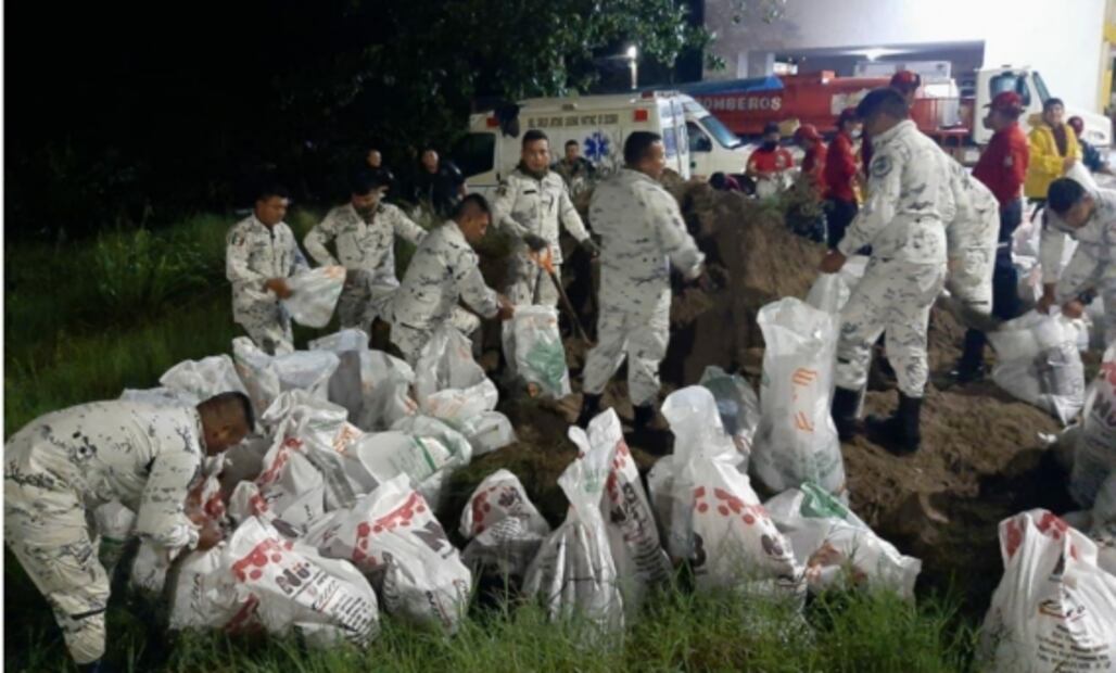 Intensifica Ejército, Marina y GN apoyo a la población afectada de Tabasco y Chiapas por lluvias