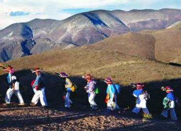 Ruta Wixárica ya es Patrimonio Mundial; UNESCO sugiere prohibir actividades mineras en la zona y contener la expansión urbana