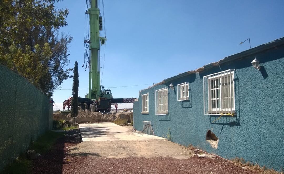 El 13 de julio una enorme grúa volcó y la pluma cayó sobre una vivienda. (Foto: Juan Manuel Barrera/El Universal)