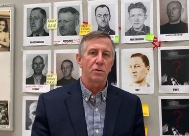 ¿Censura?: exagente del FBI cuestiona críticas a su teoría de que un judio delató a Ana Frank