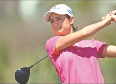 Lorena Ochoa apoya a los afectados por contingencia