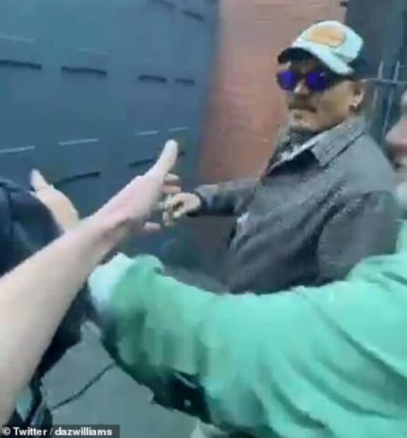 Así celebró Johnny Depp su victoria ante Amber Heard