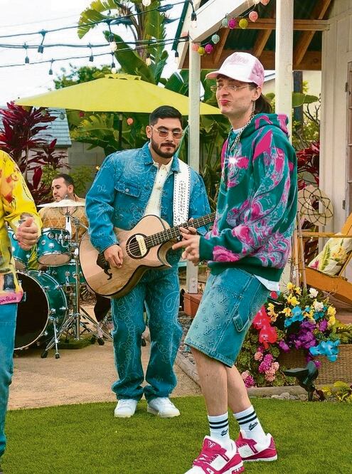 Los artistas grabaron el video en una casa en California.  Foto: INSTAGRAM