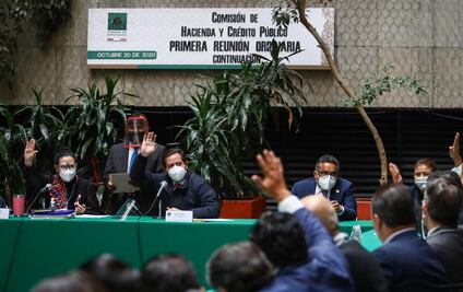 Avanza en San Lázaro Ley de Ingresos, pero baja recaudación 33 mil mdp