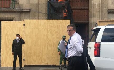 Ebrard llega a Palacio Nacional; participará en llamada de AMLO con Kamala Harris