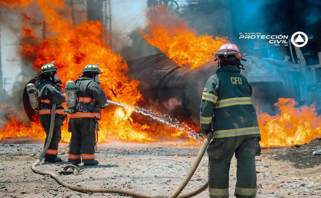 Choque entre tren y pipa en Querétaro. Foto: Protección civil Querétaro