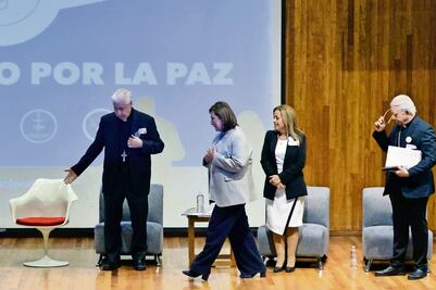 "López Obrador busca meterse al proceso"