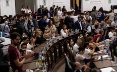 Congreso de la CDMX aprueba aumentar multas por tirar basura en la calle; sancionarán con arresto de 20 a 36 horas o servicio social