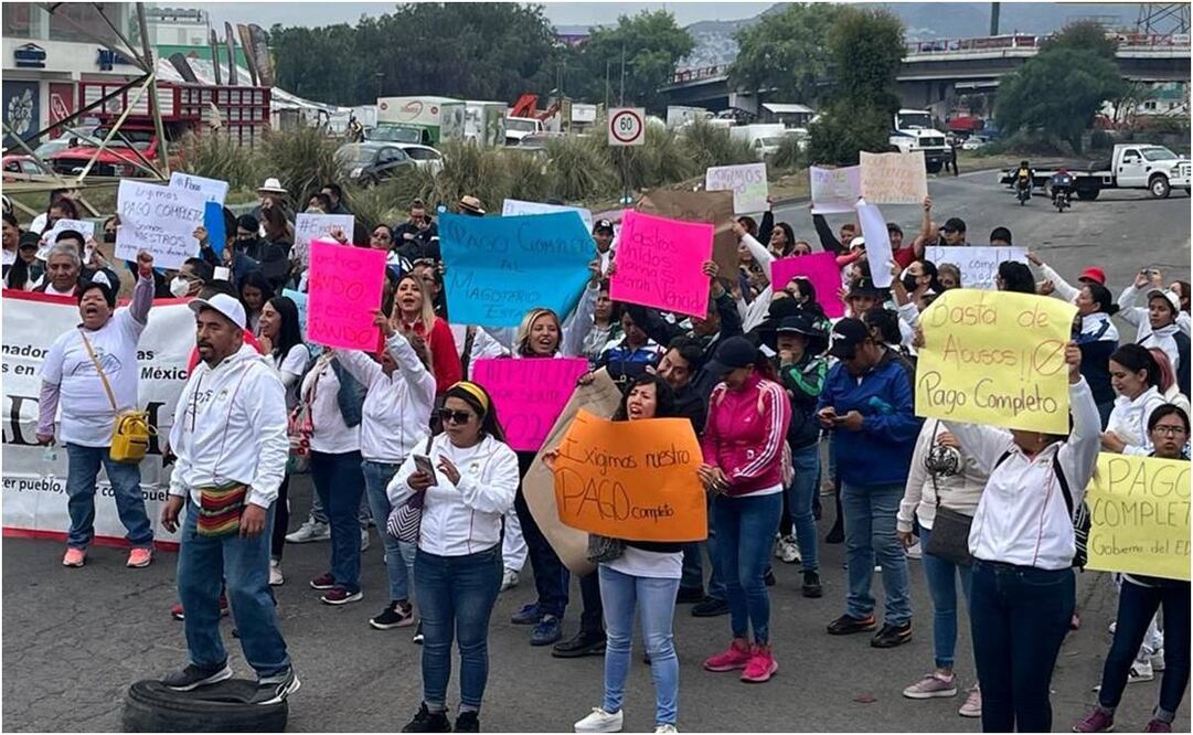 Maestros bloquean vialiades del Edomex. Foto: Especial