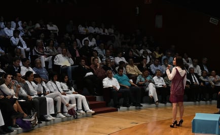 Carpinteyro promete bolsa de trabajo para recién egresados y transporte gratuito a alumnos del IPN