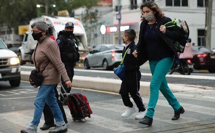 "Ha subido muchísimo todo", dicen madres en regreso a clases