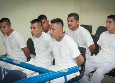Condenan a seis mexicanos a 10 años de cárcel en El Salvador por narcotráfico