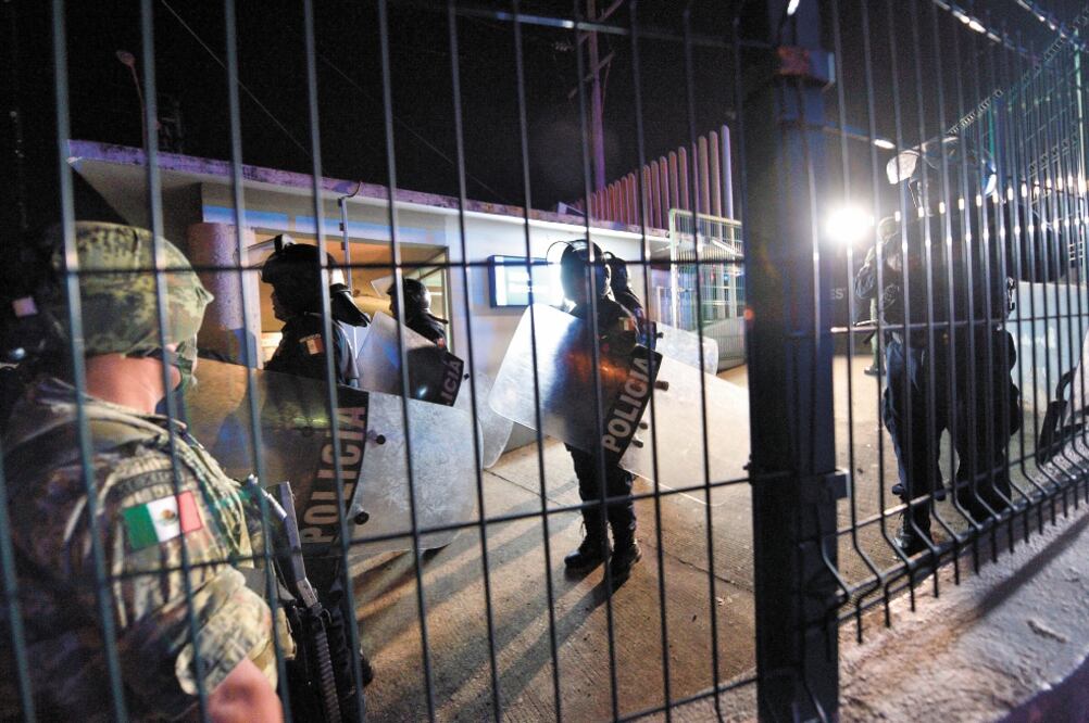 Dos reclusos perdieron la vida el lunes pasado tras una pelea en el centro penitenciario estatal. Foto: JAIME ÁVALOS. EFE