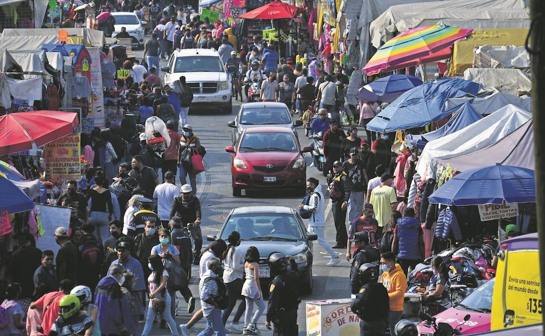 Según comerciantes víctimas de delitos, sujetos pertenecientes a células delictivas conocen sus horarios y movimientos, pues viven en la zona. Foto: Archivo/ EL UNIVERSAL.