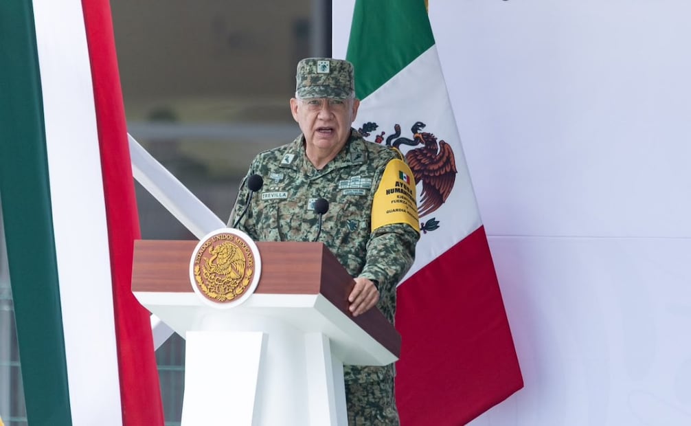 La presidenta de México, Claudia Sheinbaum Pardo, encabezó la Ceremonia de Recepción del Agrupamiento de Ayuda Humanitaria “Yumare”, que viajó a Venezuela después de los sismos de 7.2 y 7.5 ocurridos el pasado 24 de junio. Foto: Hugo Salvador / EL UNIVERSAL