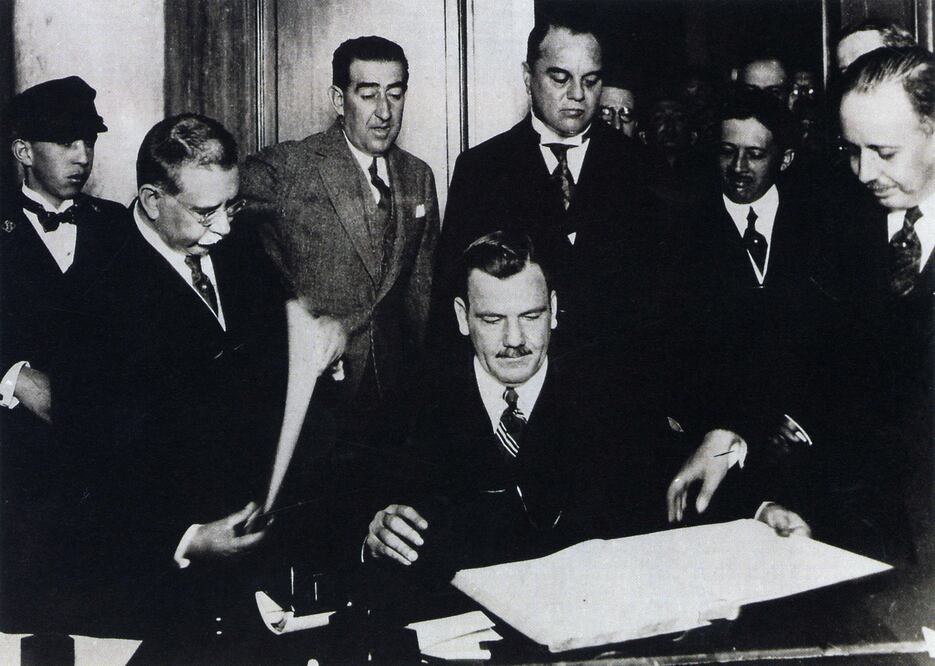 El día que se emitió el primer cheque para el Banco de México