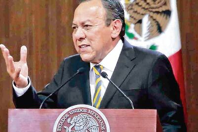 Zambrano: “a una rayita” de la recesión en 2017