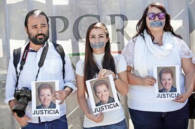 Periodistas de 4 estados protestan por asesinato de Miroslava