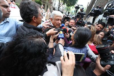 Busca AMLO construcción de dos refinerías y modernizar las seis existentes