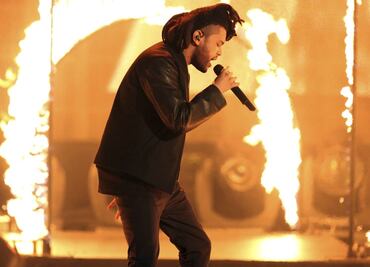 "Blinding Lights", de The Weeknd, y otros éxitos desairados por los Grammy