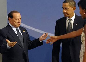 Del Obama "bronceado" a los "cuernos" a un ministro: las bromas y citas más polémicas de Silvio Berlusconi