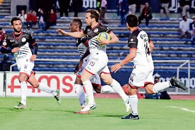 Lobos mostraría a Tigres repunte