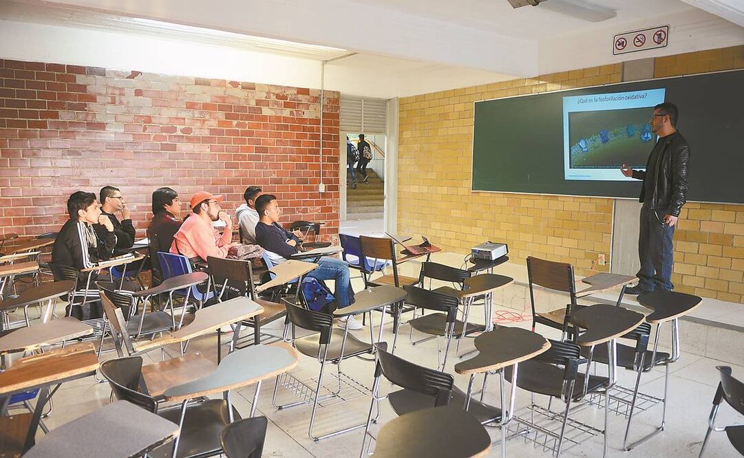 La eventual desaparición de los fideicomisos a cargo de la SEP afectará la entrega de apoyos económicos a estudiantes de educación superior, como los que otorga la Fundación UNAM. Foto: ARCHIVO EL UNIVERSAL