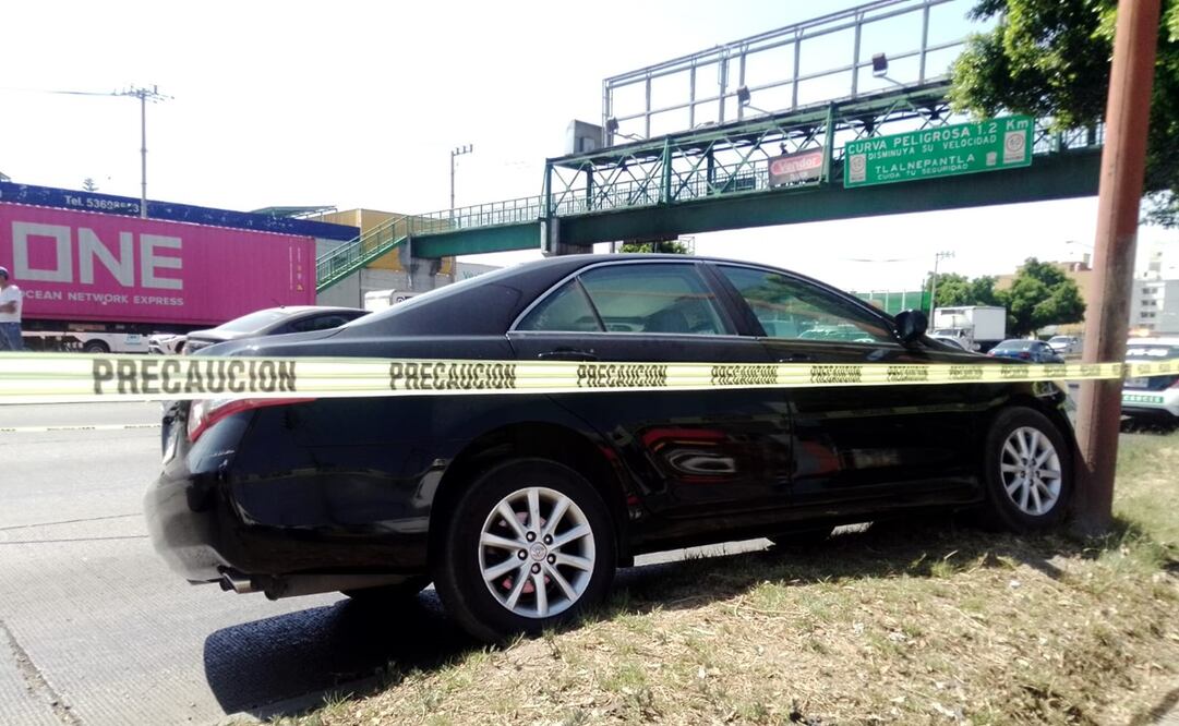 La víctima habría salido de una sucursal bancaria de la zona y sujetos en motocicleta le dieron alcance y lo atacaron para que se detuviera, relataron testigos. Foto: Especial