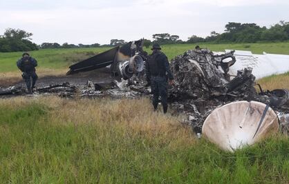 Hallan dos avionetas con droga y dos mexicanos muertos en Guatemala