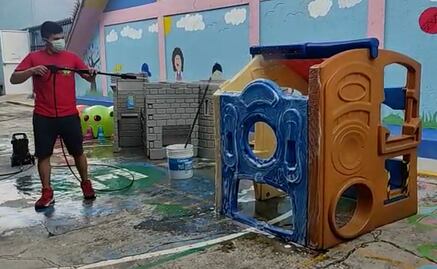 100 escuelas en Neza serán abastecidas con pipas de agua, en regreso a clases