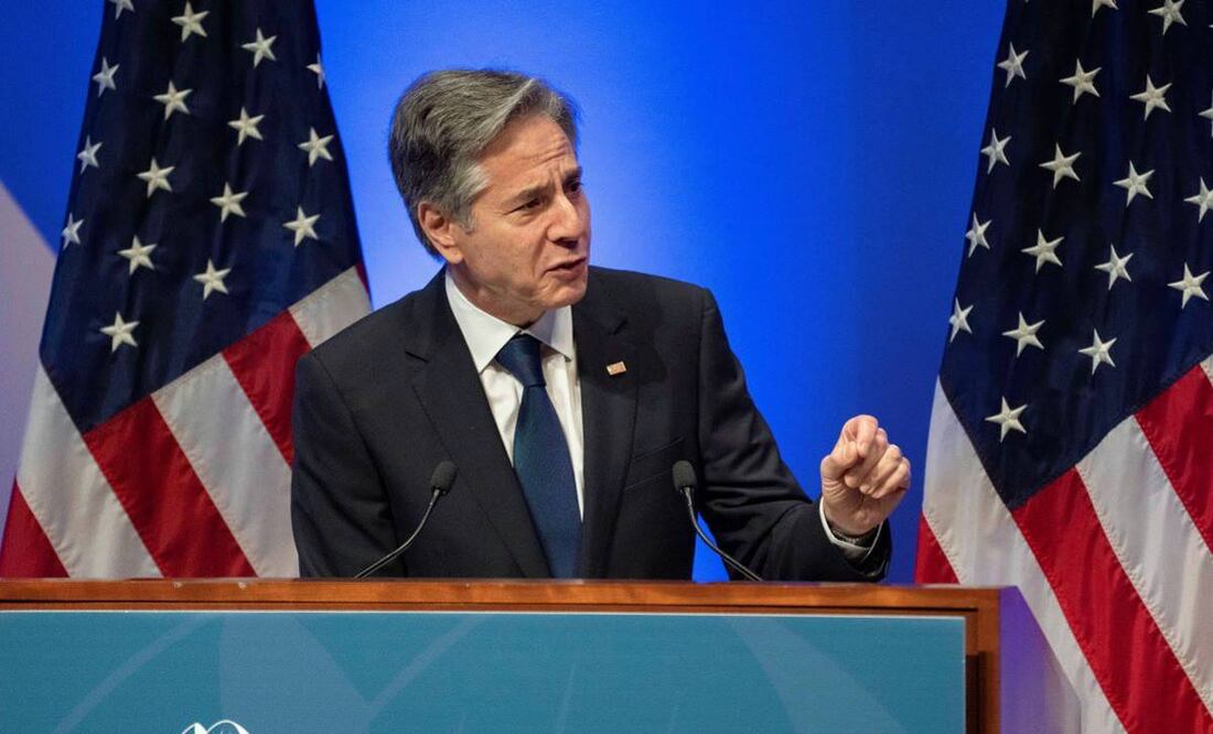 El secretario estadounidense de Estado, Antony Blinken, en una conferencia. El funcionario considera a México "país seguro" para los migrantes. Foto: AP