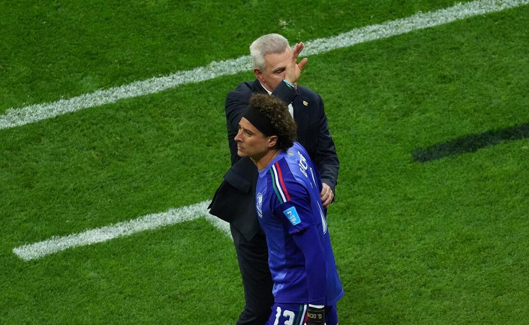 Javier Aguirre alaba a Memo Ochoa / Foto: Imago7