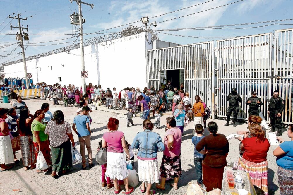 El pasado 11 de febrero familiares acudieron al penal de Topo Chico para saber la situación de sus internos