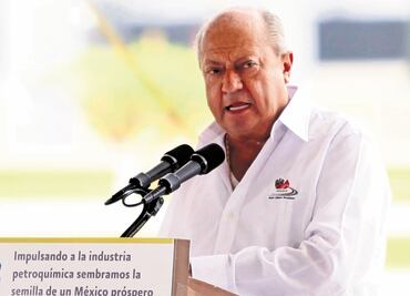 ¿Quién es Carlos Romero Deschamps, el líder del sindicato de Pemex?