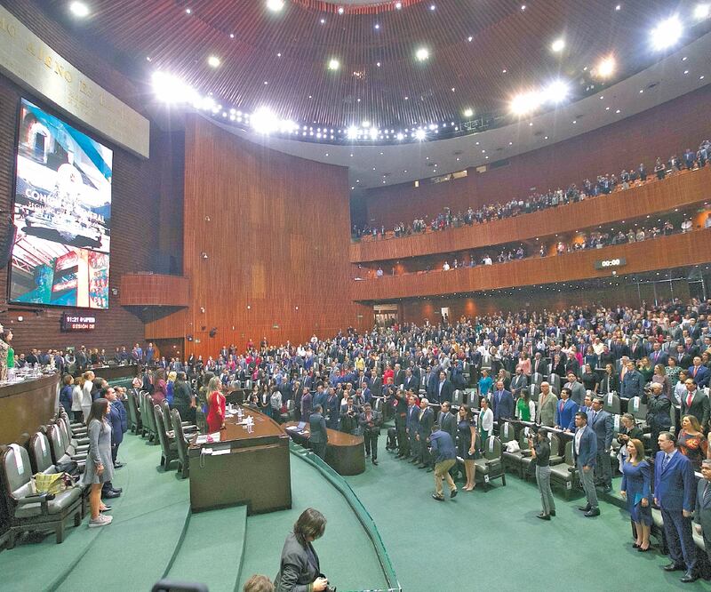El grupo parlamentario de Morena en la Cámara de Diputados presentó un punto de acuerdo para honrar a las víctimas. ARCHIVO EL UNIVERSAL
