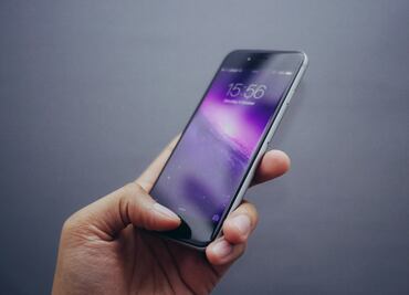 Darán “iPhones especiales” a hackers para que encuentren vulnerabilidades
