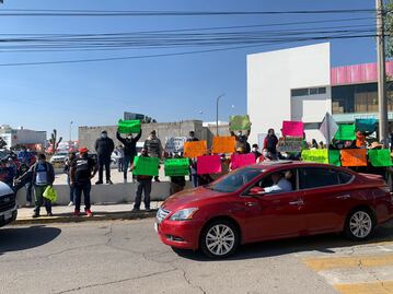Tianguistas de Tula se manifiestan en el Congreso de Hidalgo; piden apoyos
