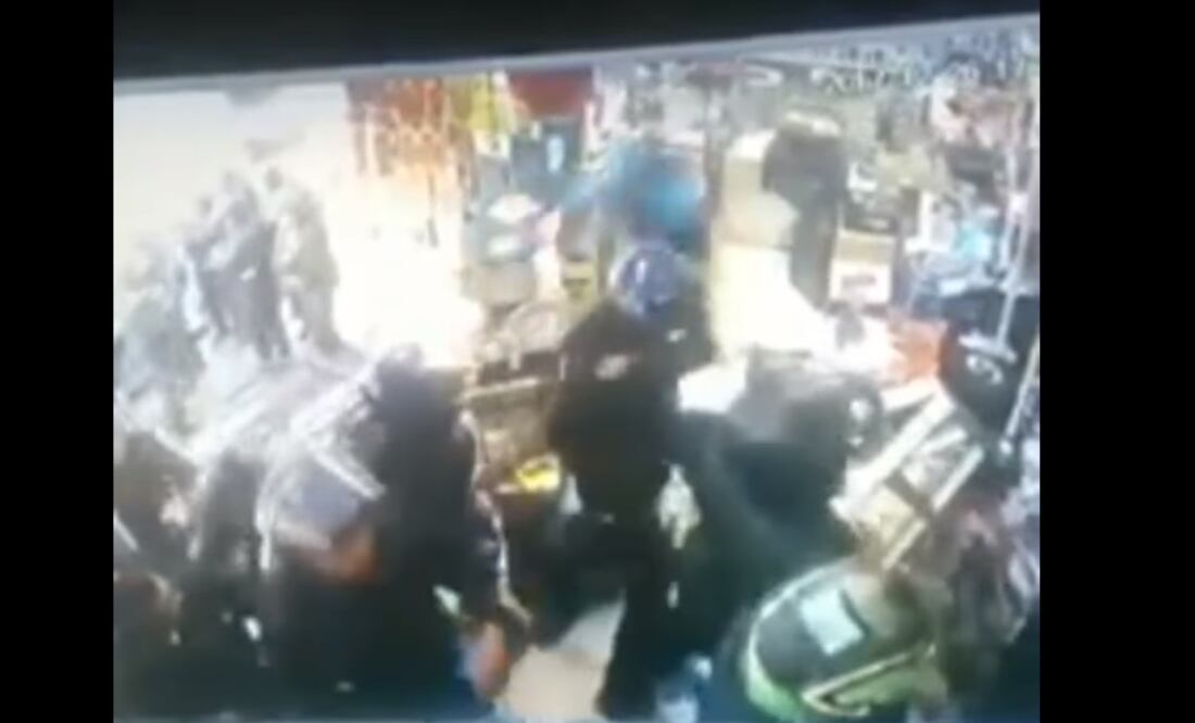 Difunden video de momento en que presuntamente entran granaderos a Plaza Meave