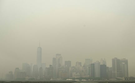 Humo y mala calidad del aire persisten en parte de EU por incendios en Canadá; situación podría afectar final del Mundial 2026