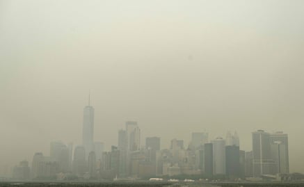Humo y mala calidad del aire persisten en parte de EU por incendios en Canadá; situación podría afectar final del Mundial 2026