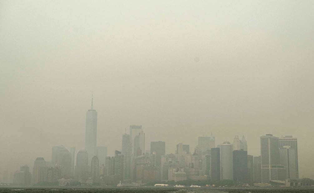 El avance de las partículas obliga a las autoridades de Nueva York y Nueva Jersey a emitir recomendaciones para la población. (16/07/26) Foto: AFP