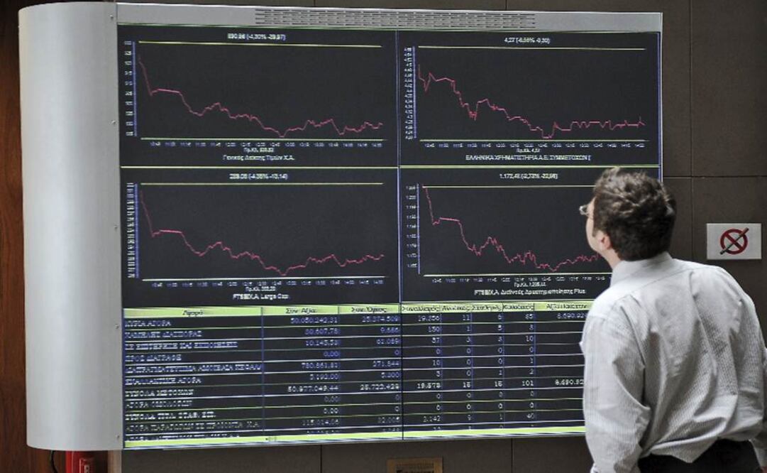Se hunde Bolsa de Atenas más de 20%