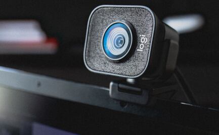 ¿Cómo saber si te espían desde la cámara de tu computadora?