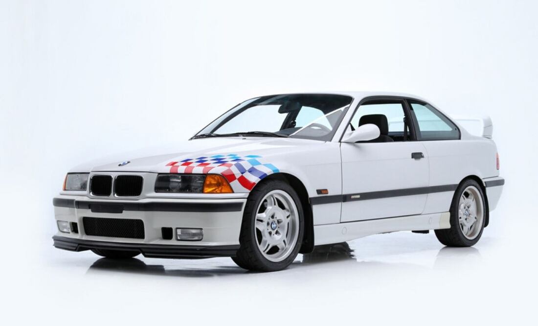 Venden los autos de Paul Walker