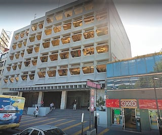 Sale a celebrar cumpleaños y la viola taxista en la CDMX