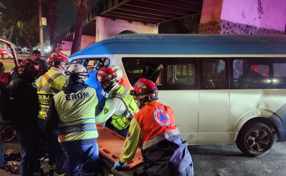 Choque de urvan y góndola en Iztapalapa. Foto: especial