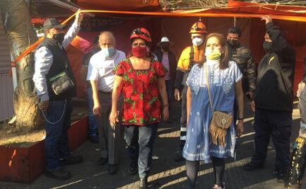 Clara Brugada recorre zona afectada por incendio en mercado de Iztapalapa