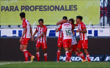 El Necaxa derrota en el estadio Jalisco al Atlas